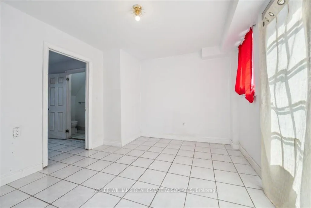 24 Mount Dennis Drive, #M24