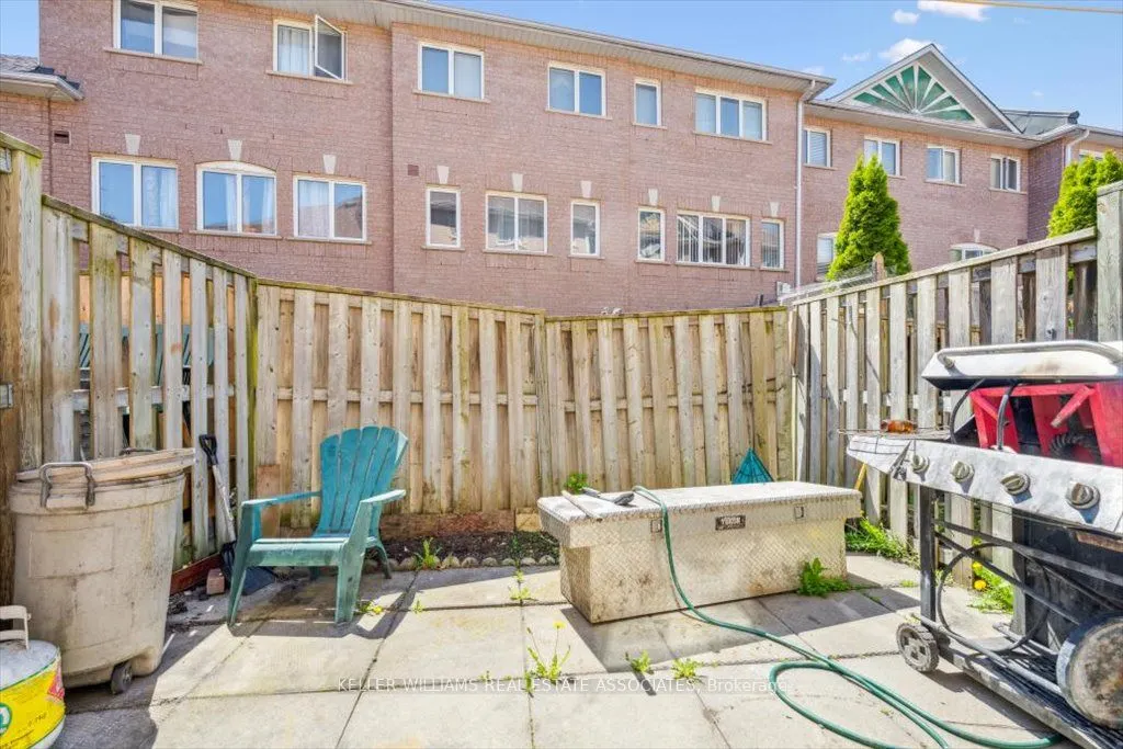 24 Mount Dennis Drive, #M24