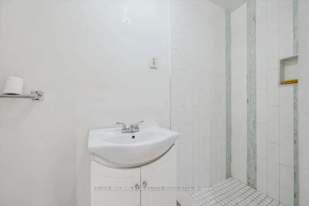 24 Mount Dennis Drive, #M24