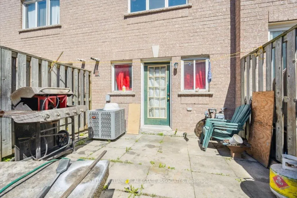 24 Mount Dennis Drive, #M24