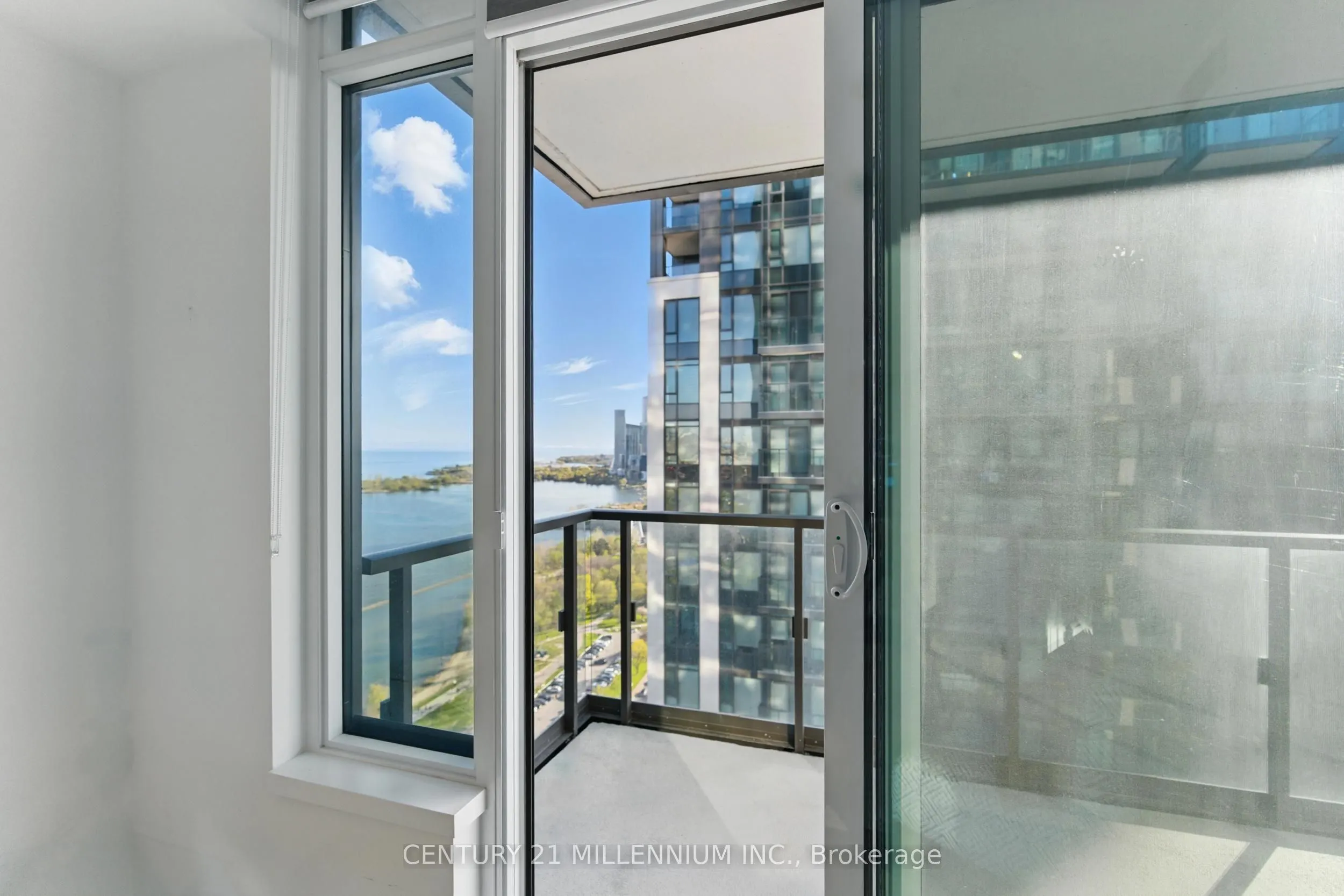 1926 Lake Shore Boulevard W, #3011