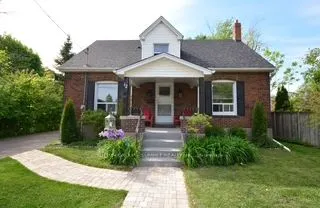 12 Ontario Street W