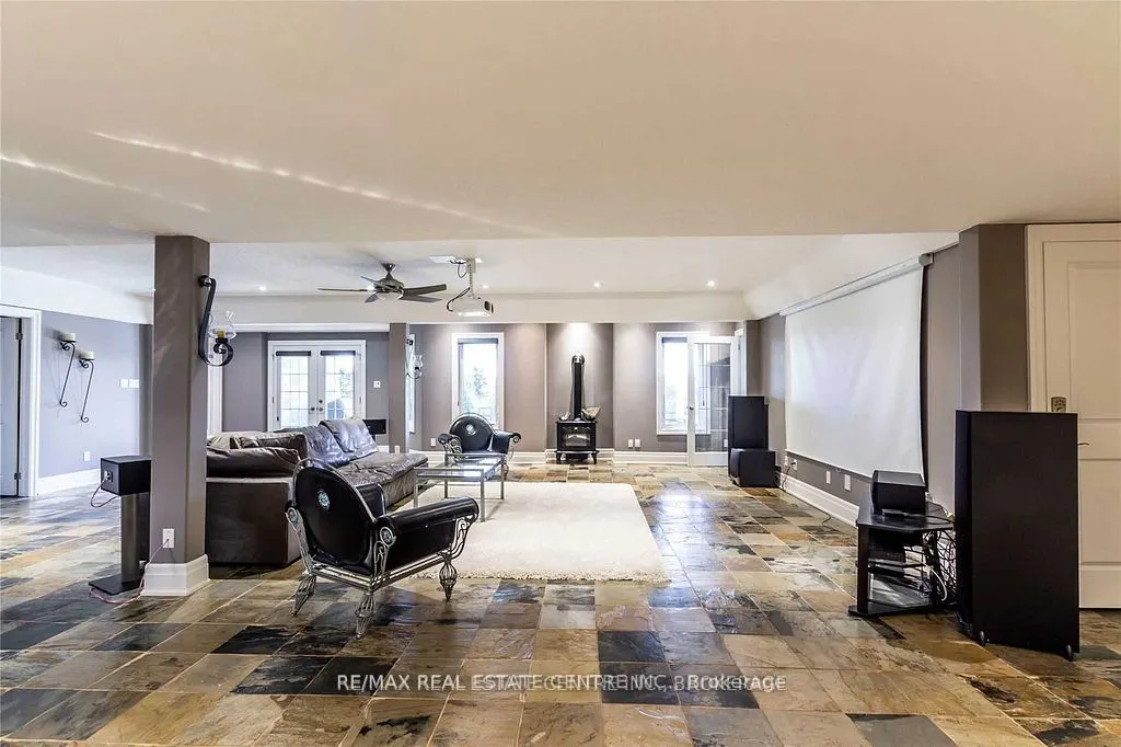 125 Stokes Trail