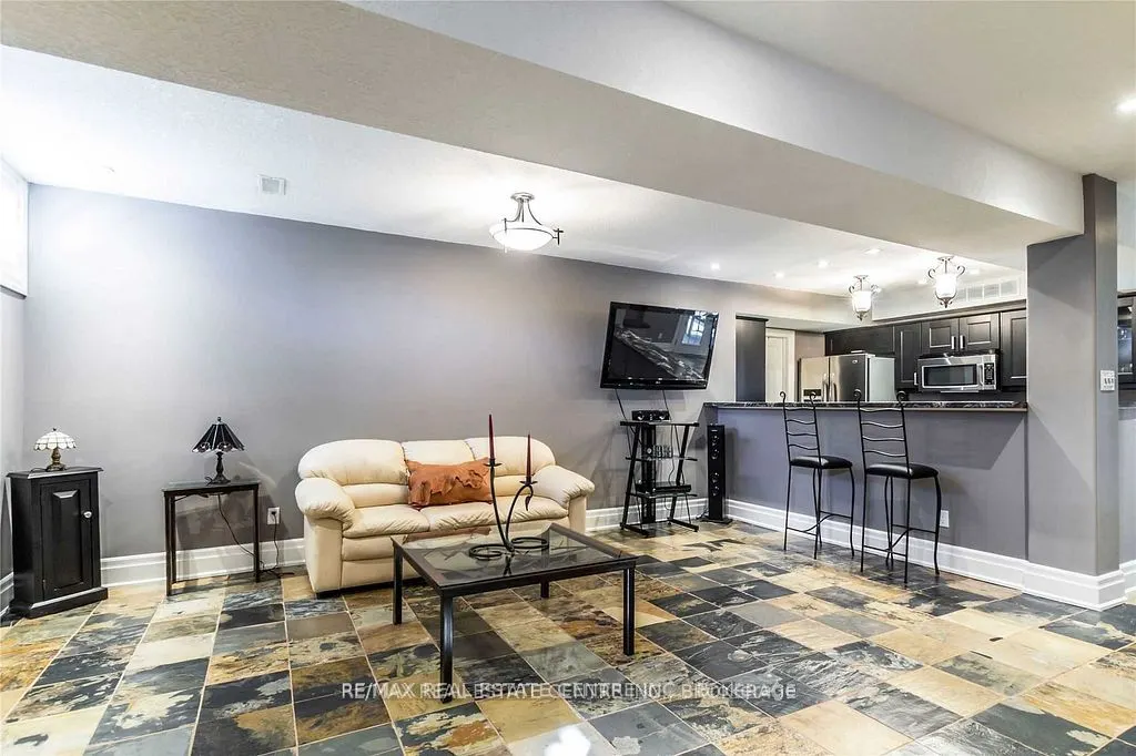125 Stokes Trail