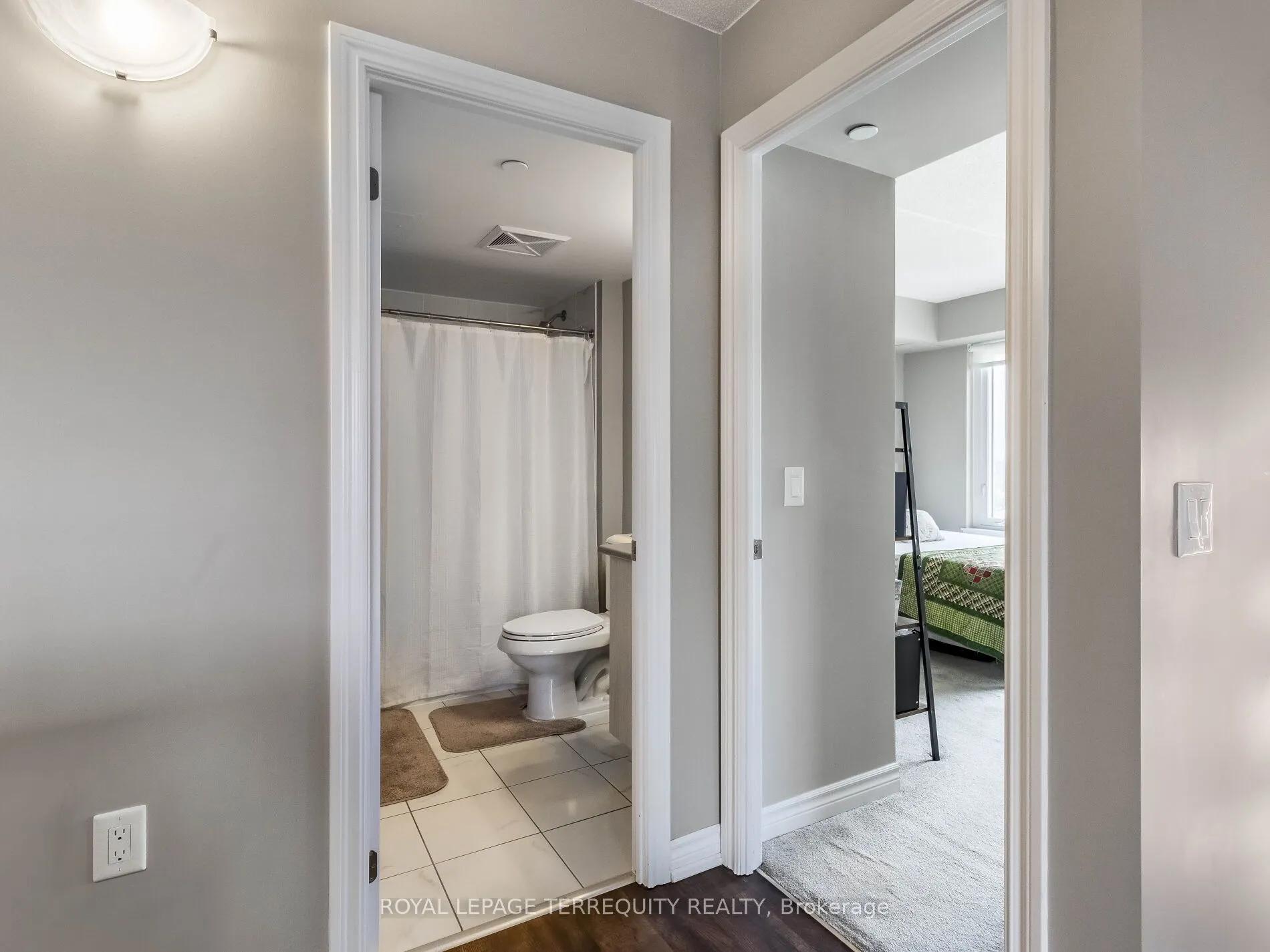 716 Main Street E, #1008