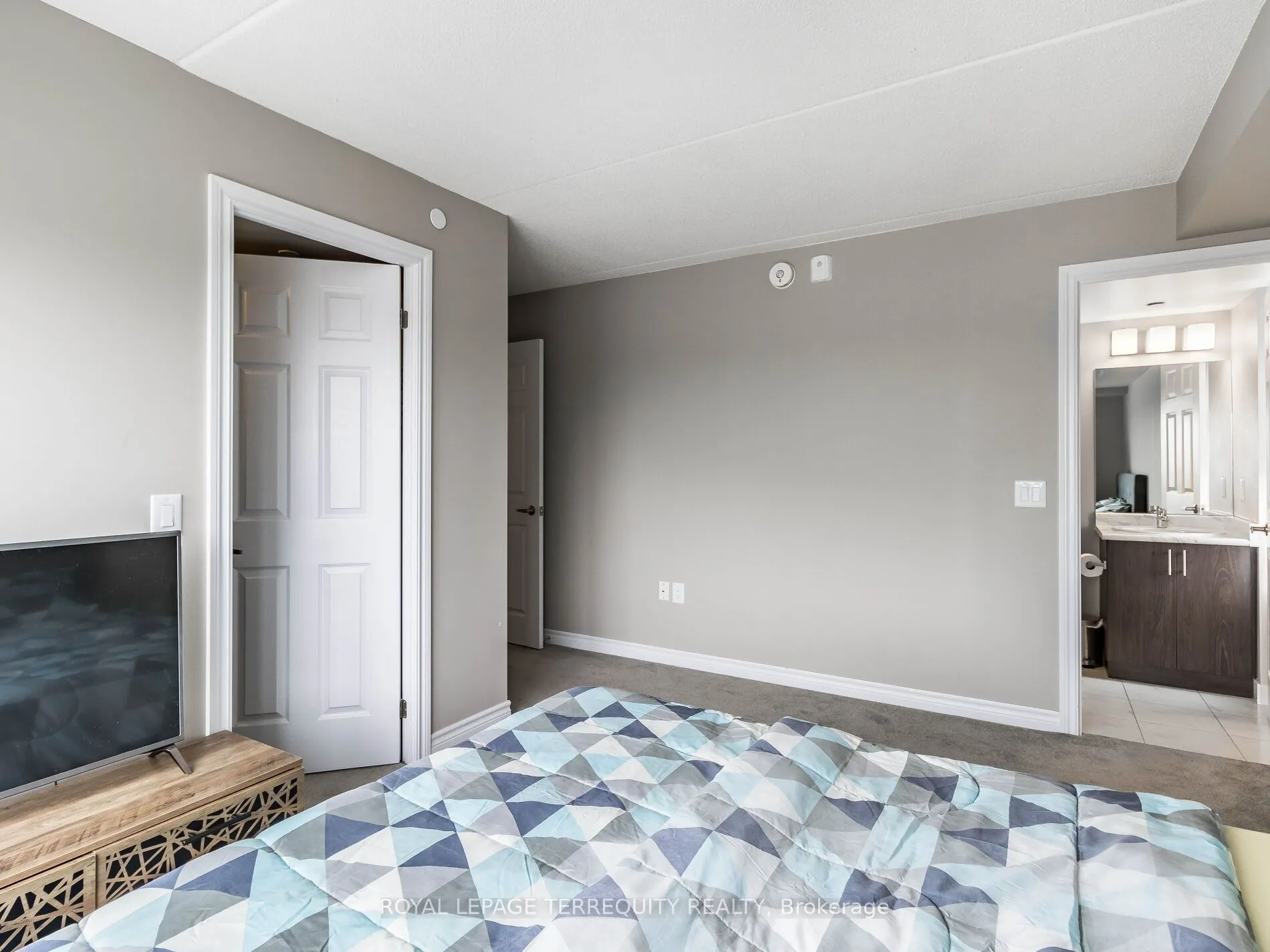 716 Main Street E, #1008