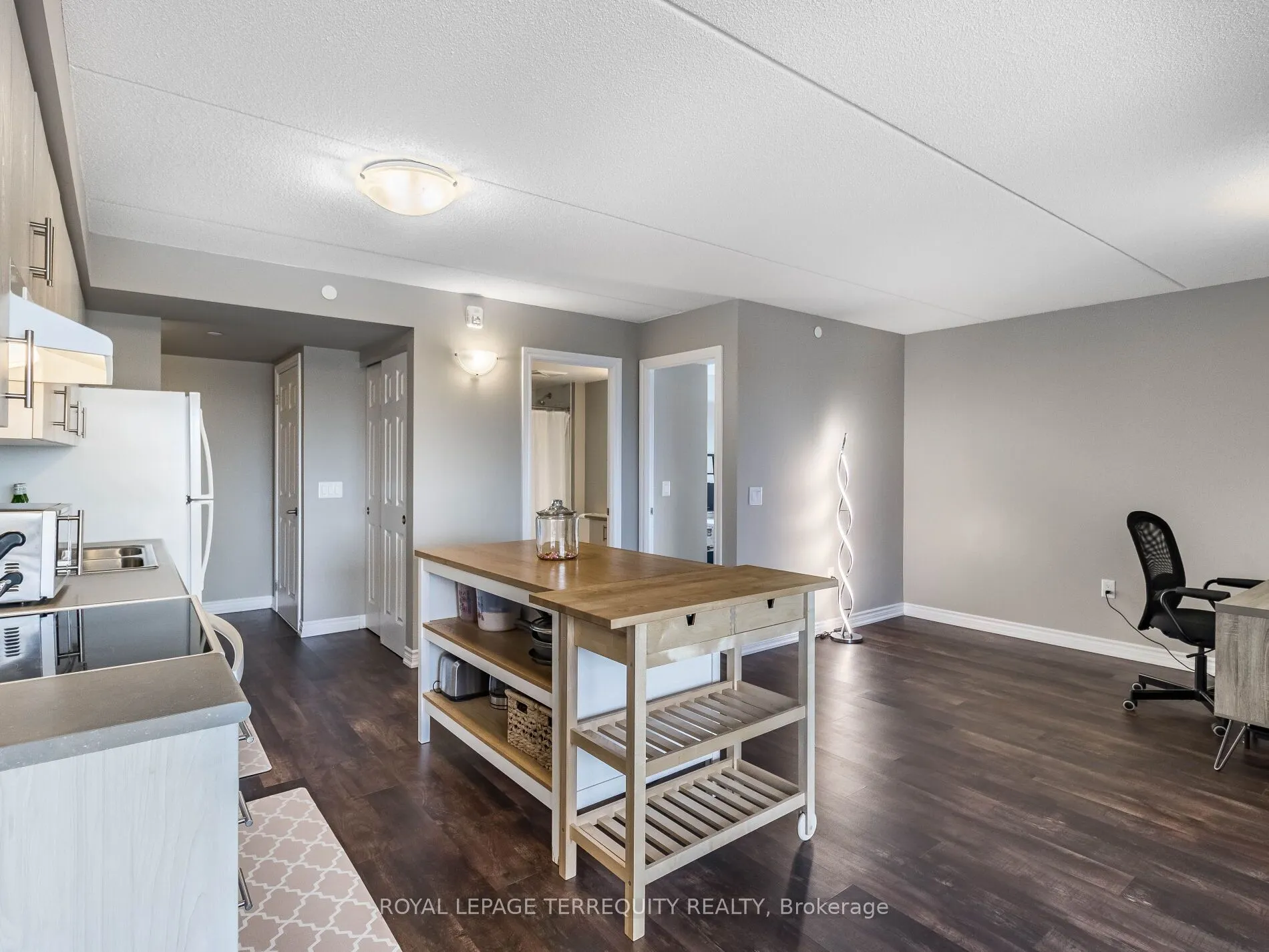 716 Main Street E, #1008