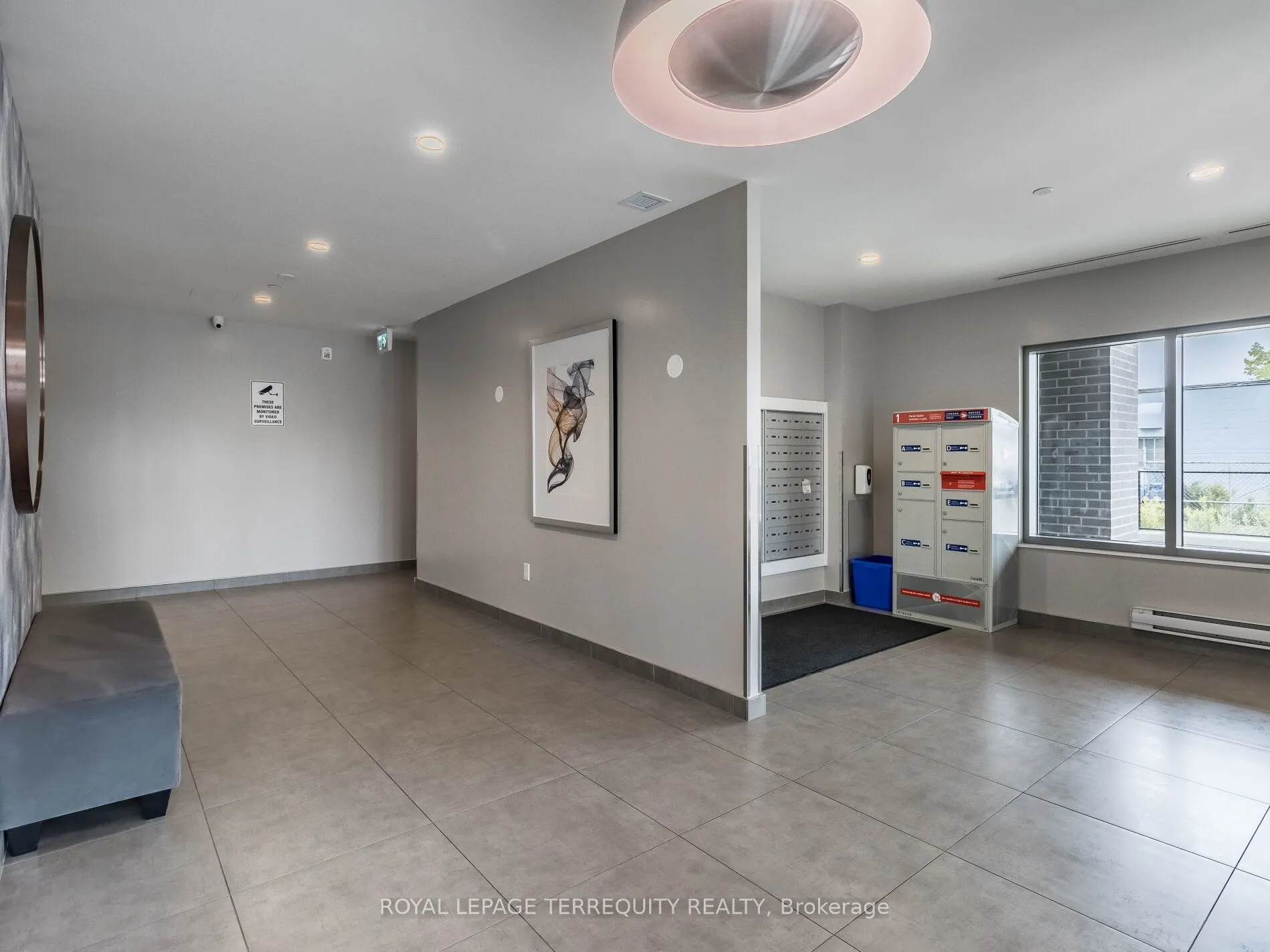 716 Main Street E, #1008