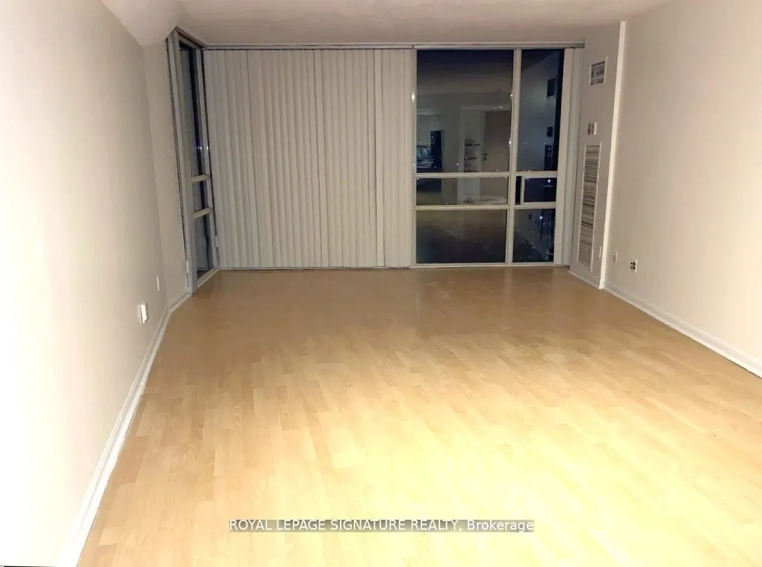 50 Eglinton Avenue W, #1010