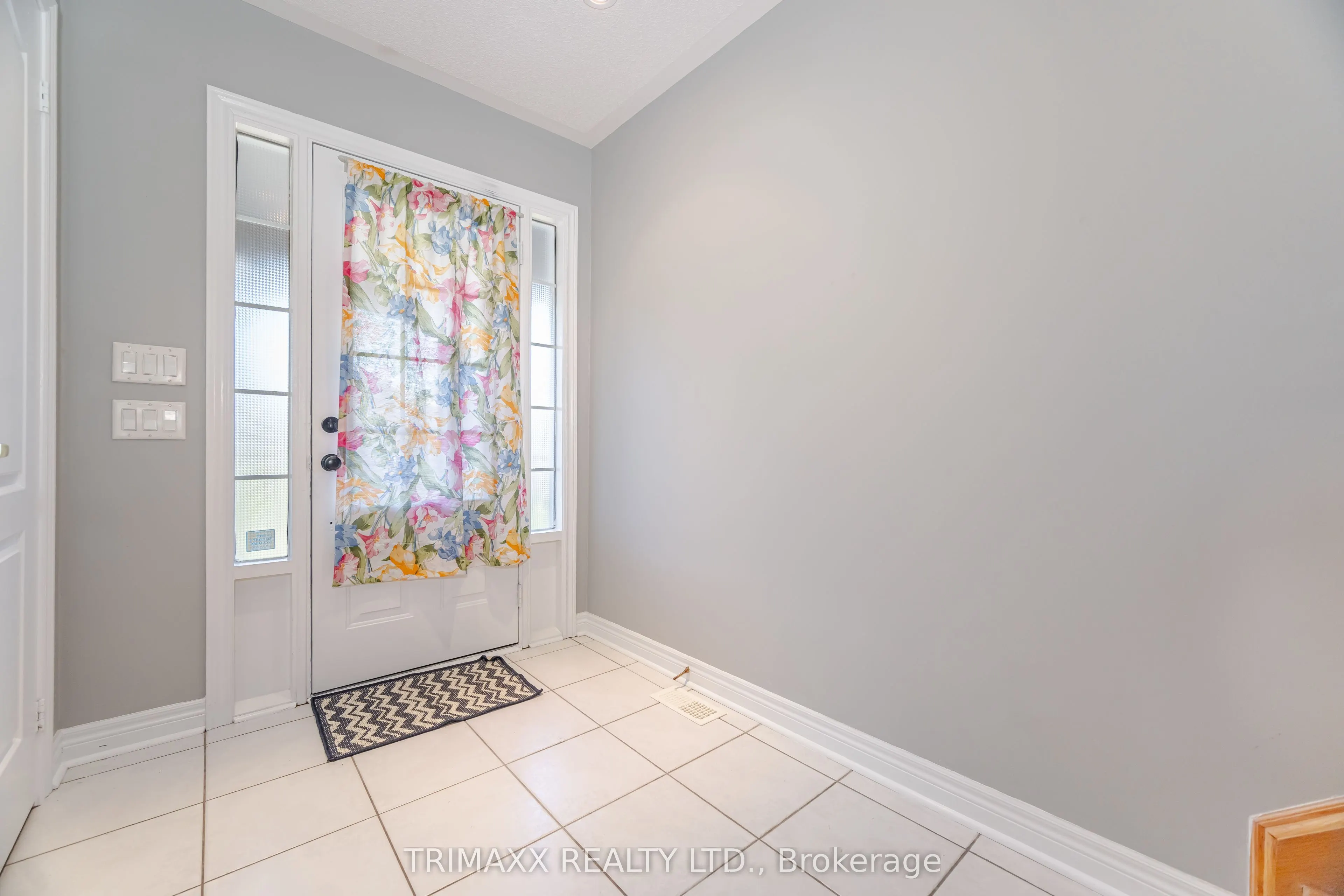 330 Ellwood Drive W