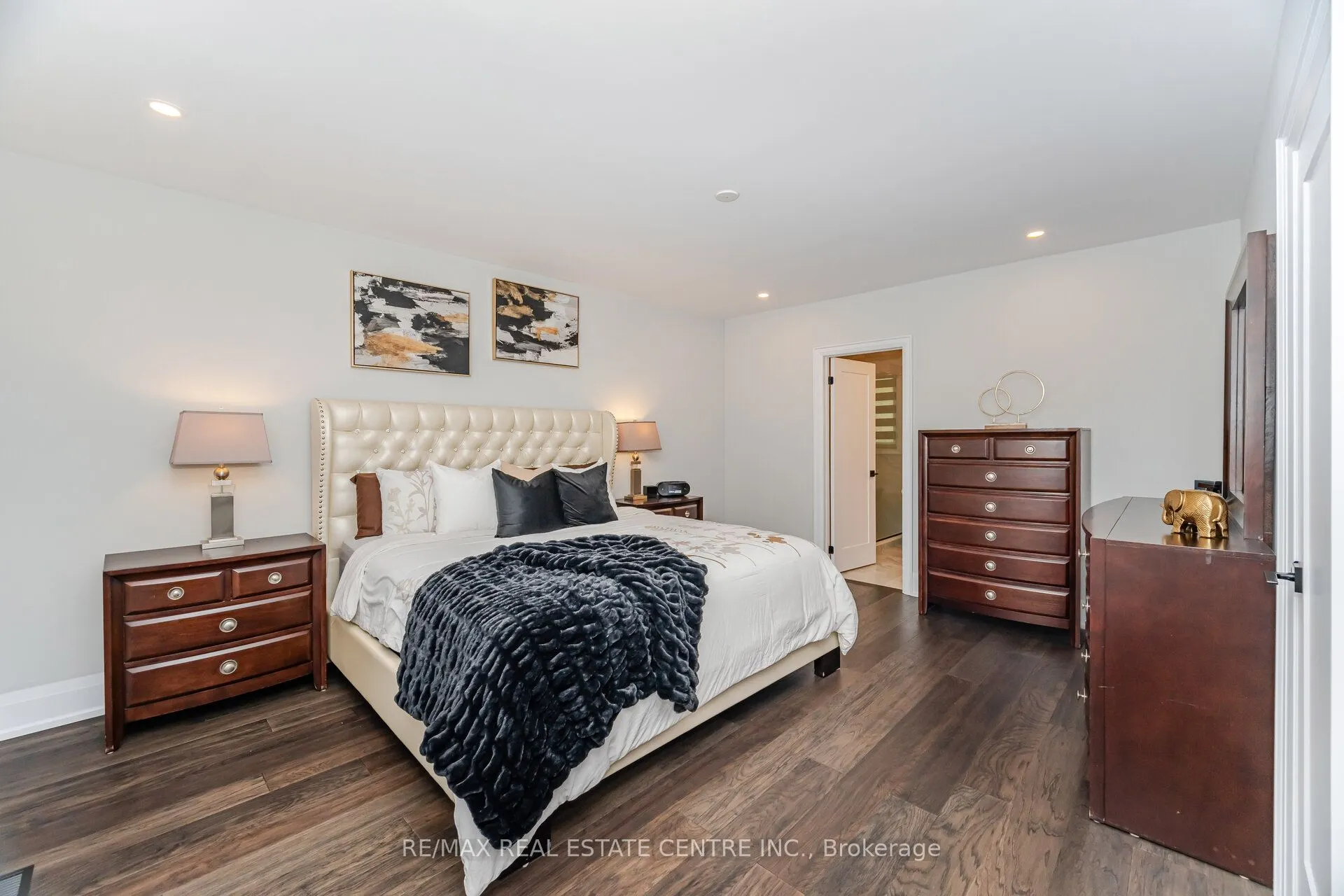 3 Larry Street