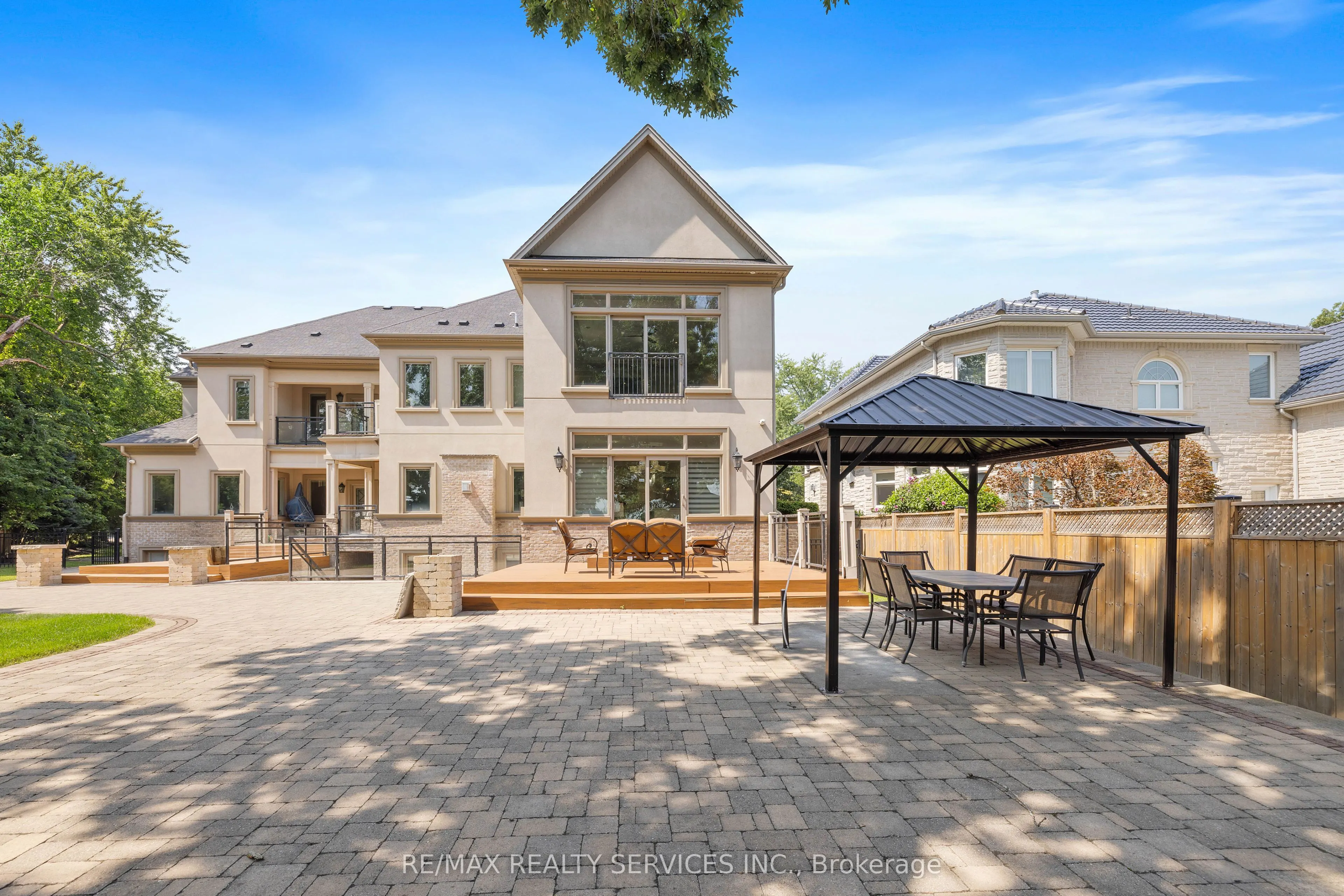 2454 Mississauga Road
