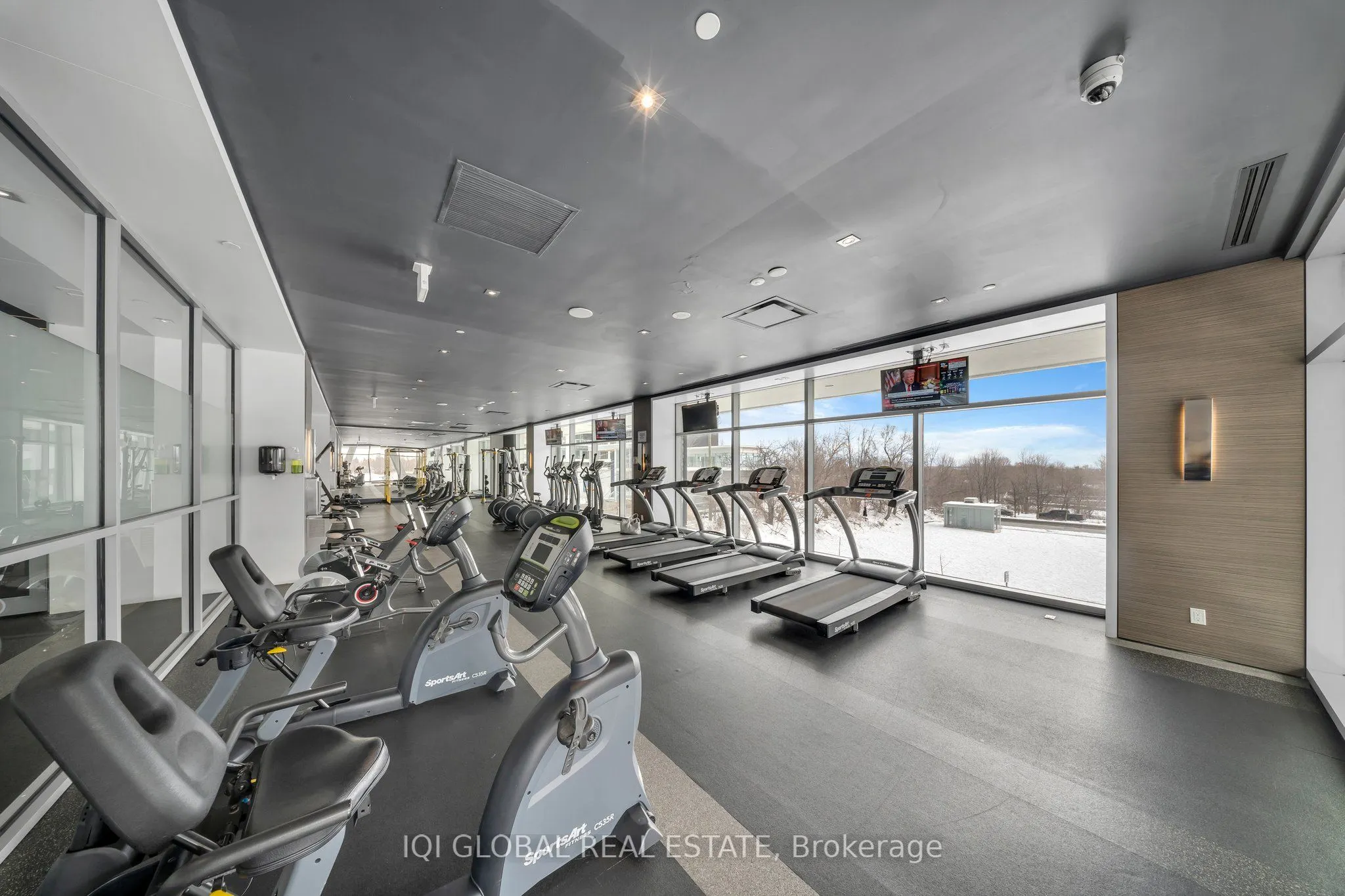 33 Shore Breeze Drive, #2509