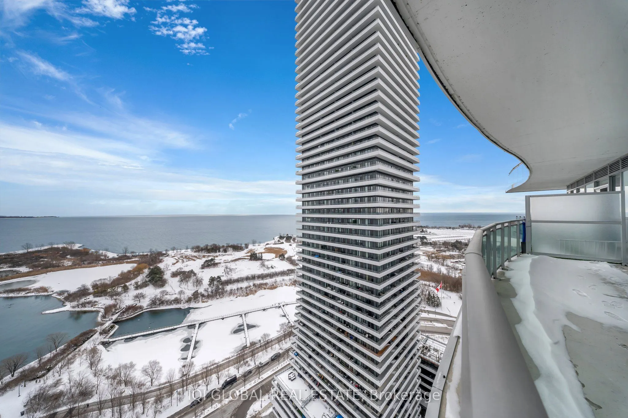 33 Shore Breeze Drive, #2509