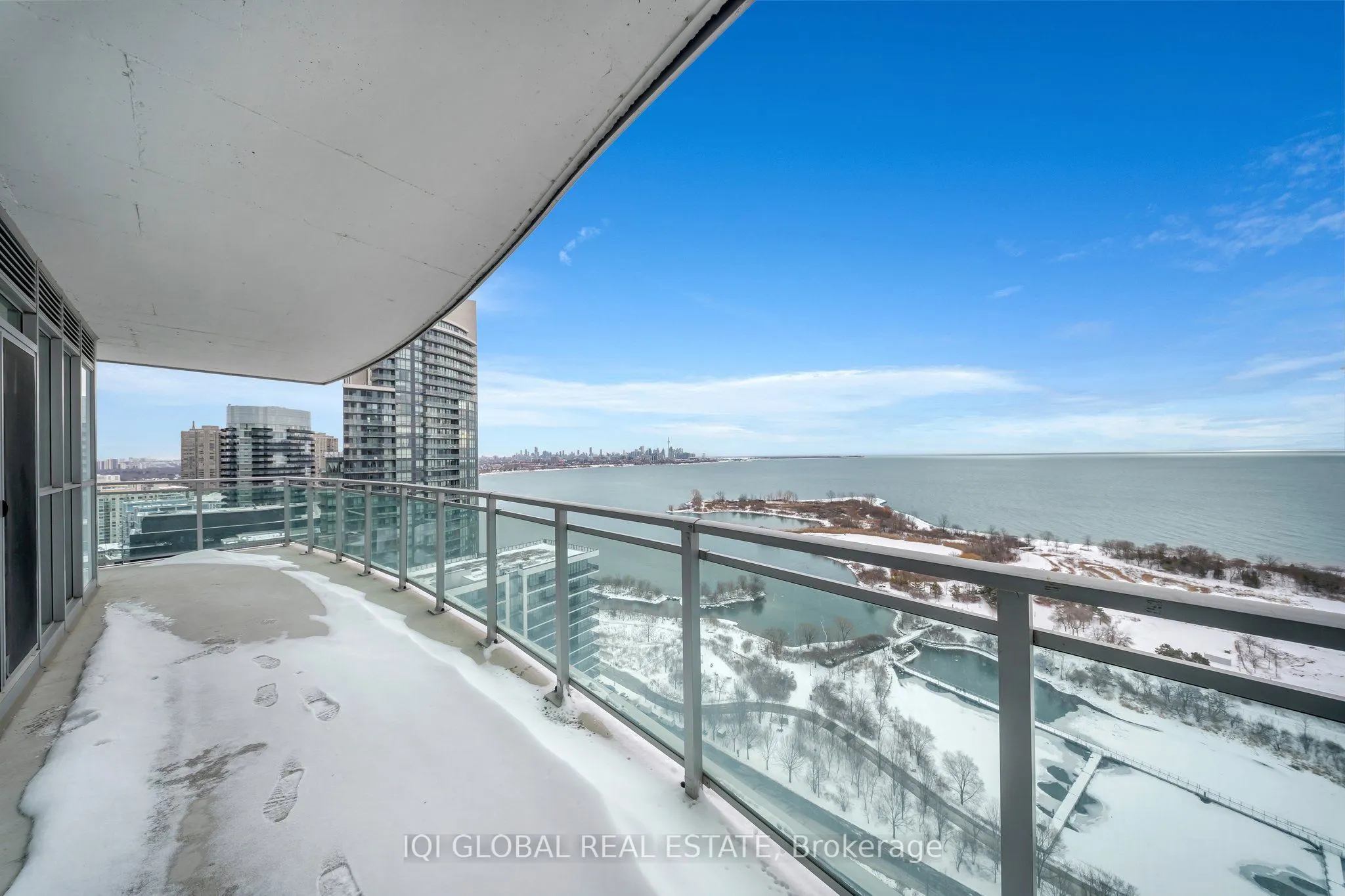 33 Shore Breeze Drive, #2509
