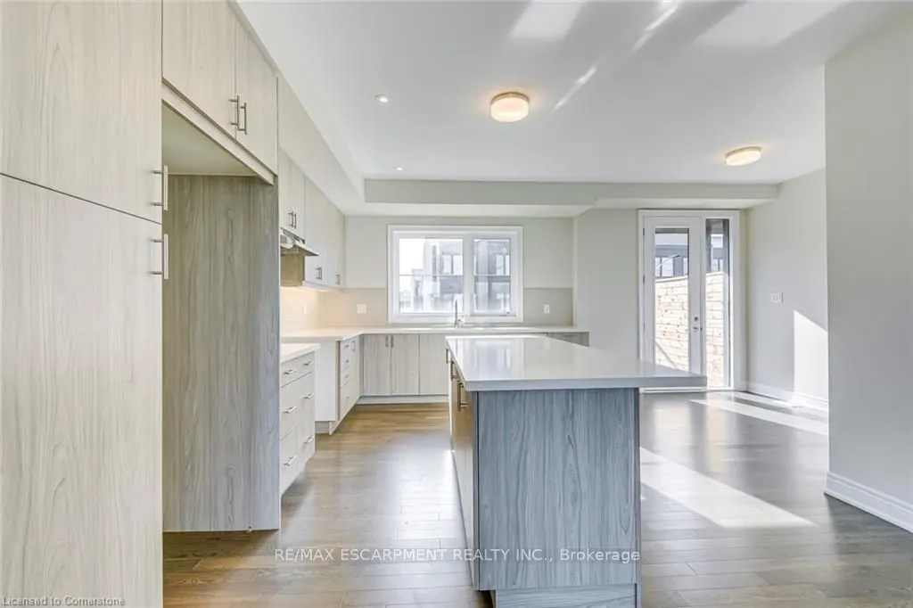 2273 Turnberry Road, #8