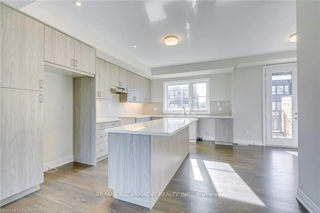 2273 Turnberry Road, #8