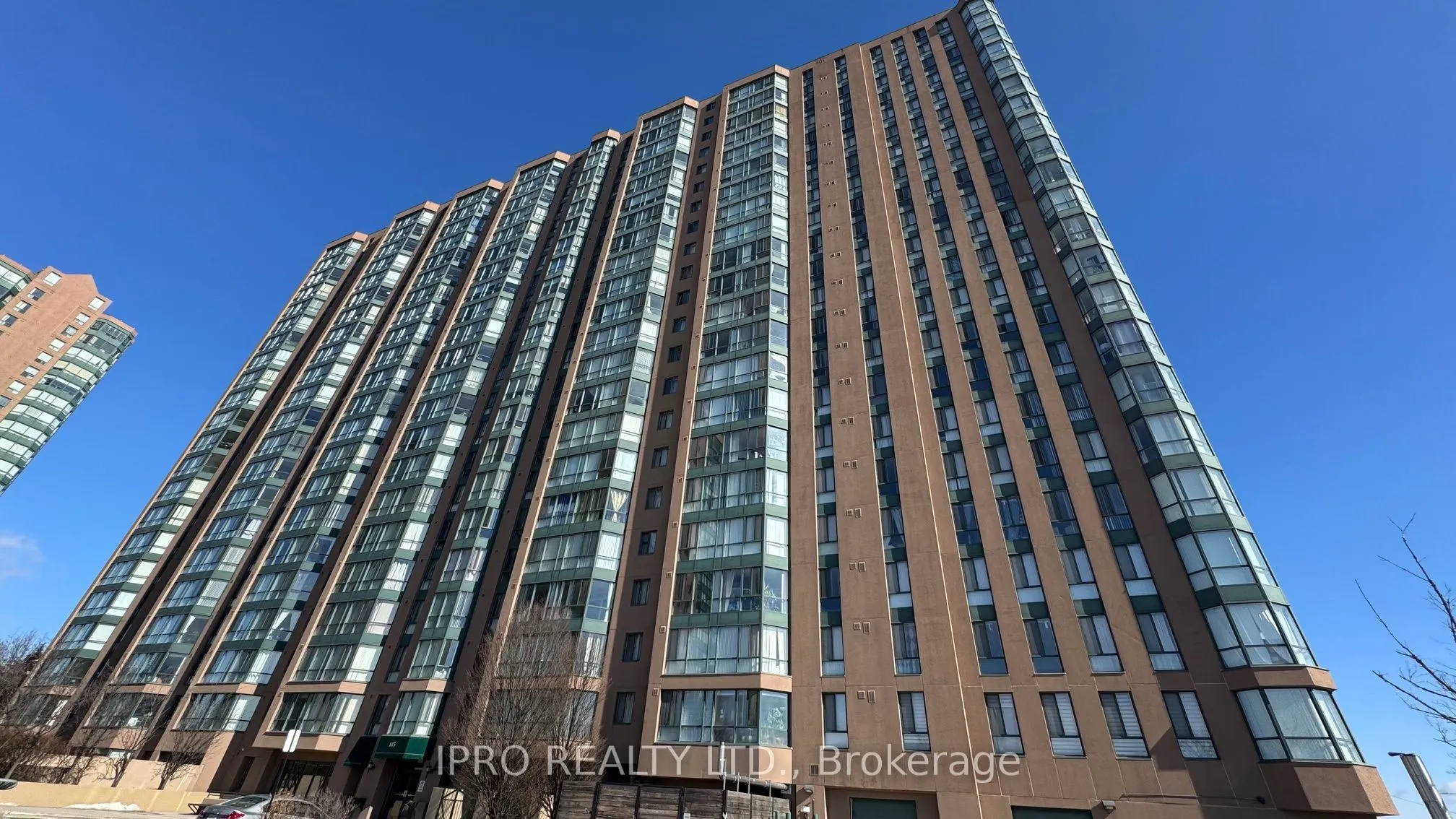 145 Hillcrest Avenue, #907