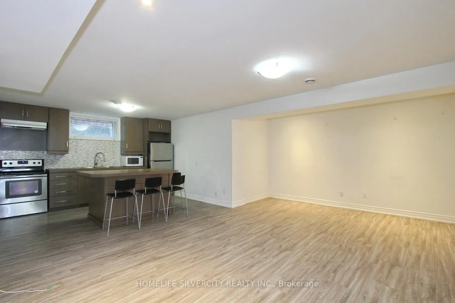 4 Byng Avenue