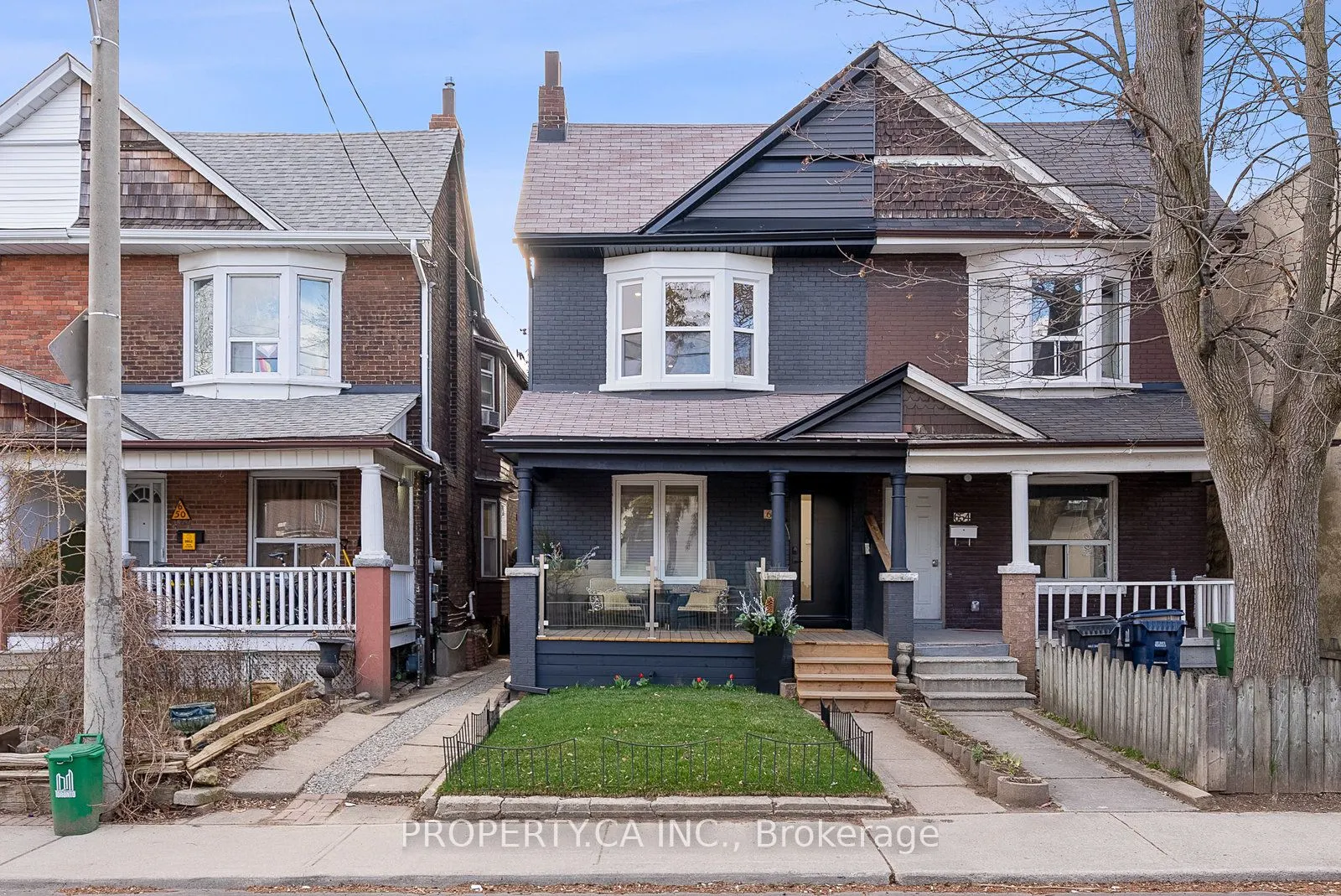 652 St Clarens Avenue, #Main