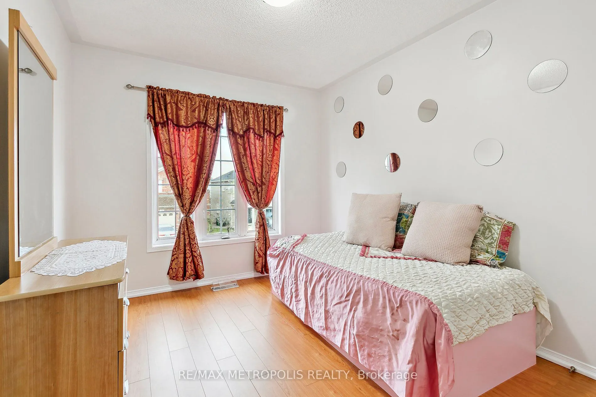29 Mistdale Crescent