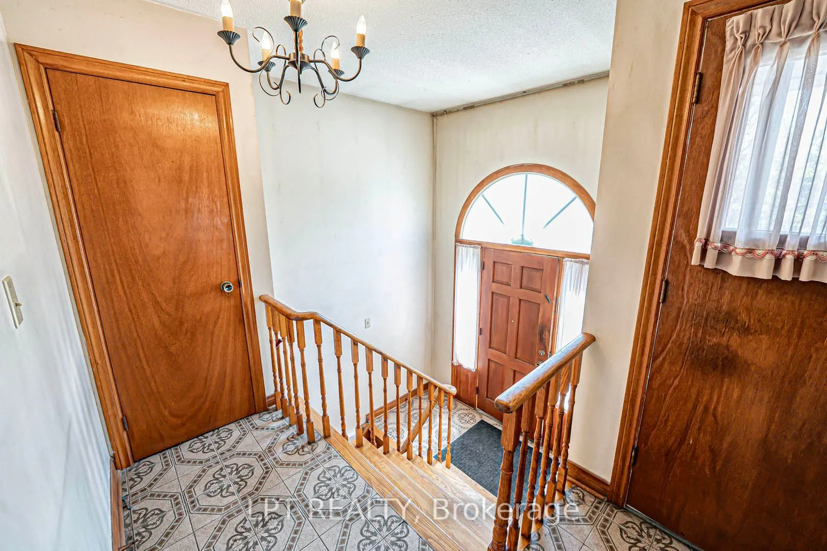 71 Arthur Griffith Drive