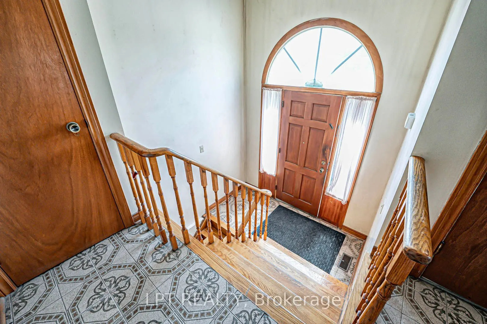 71 Arthur Griffith Drive