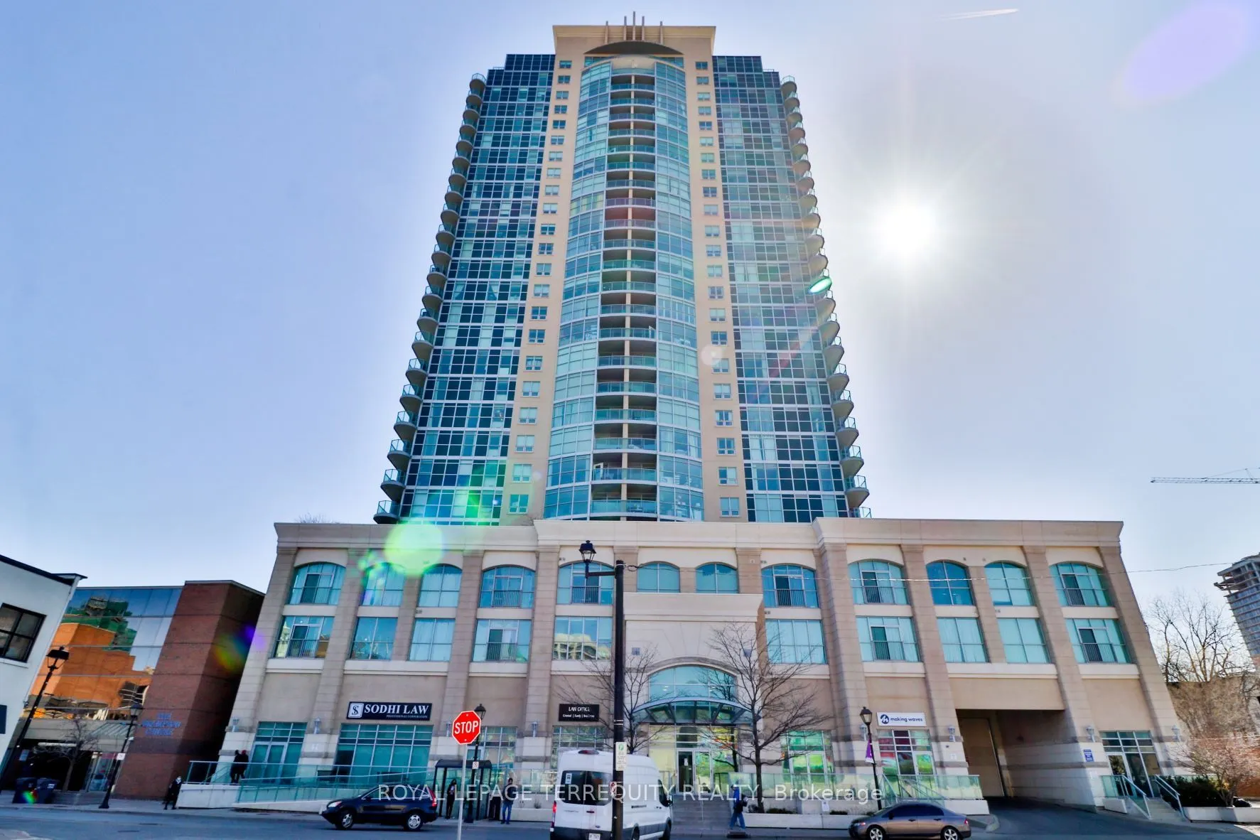 9 George Street N, #1203