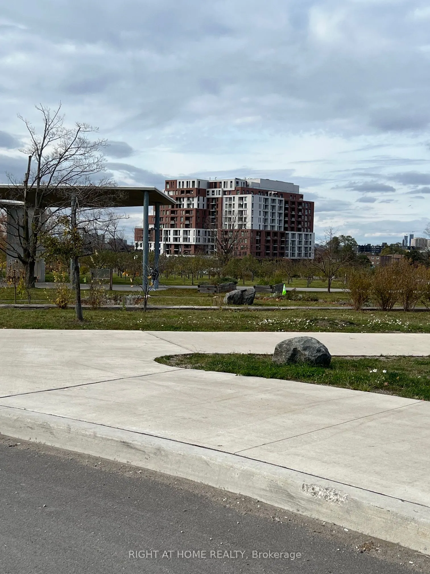 3100 Keele Street, #218