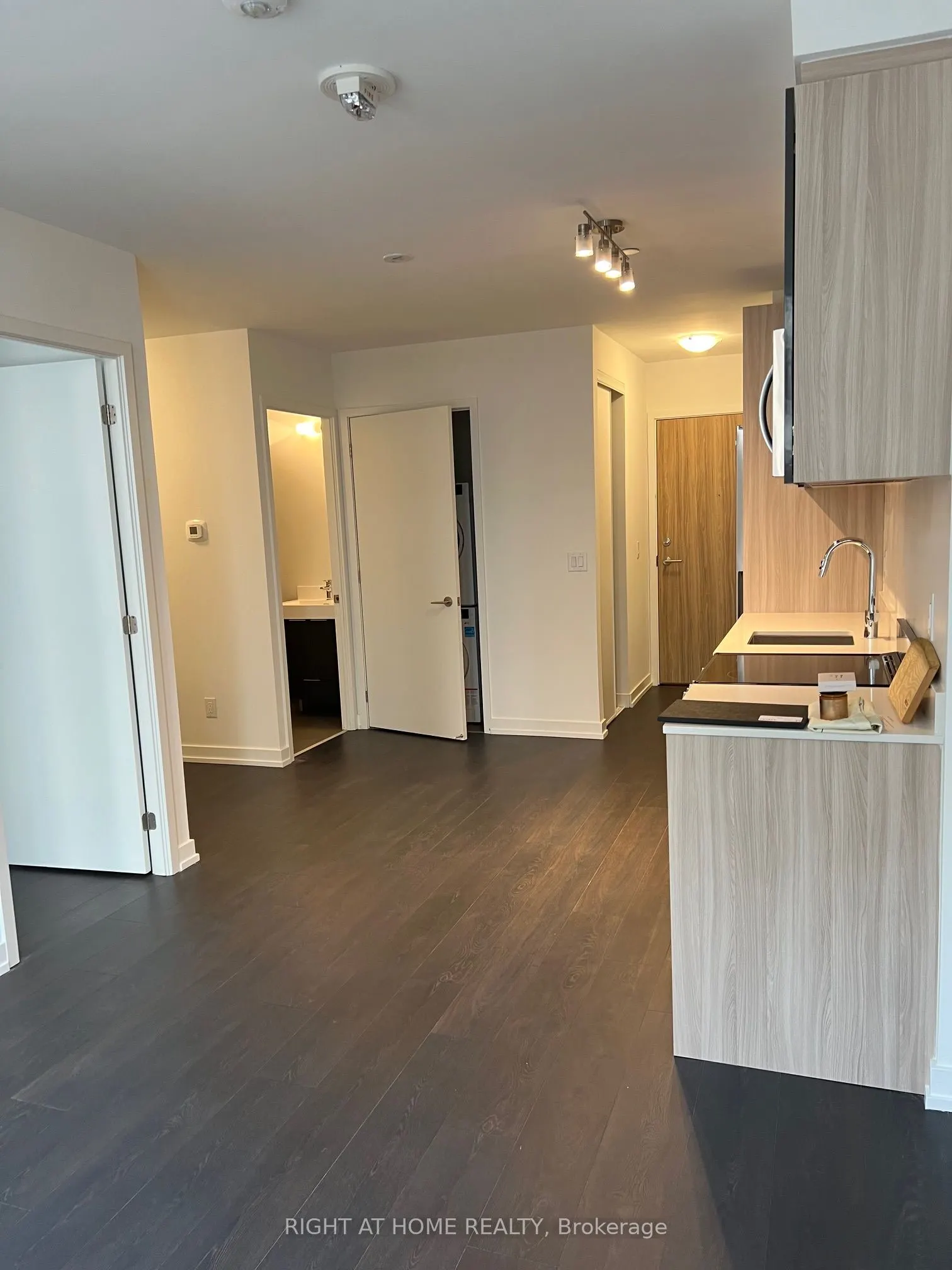 3100 Keele Street, #218
