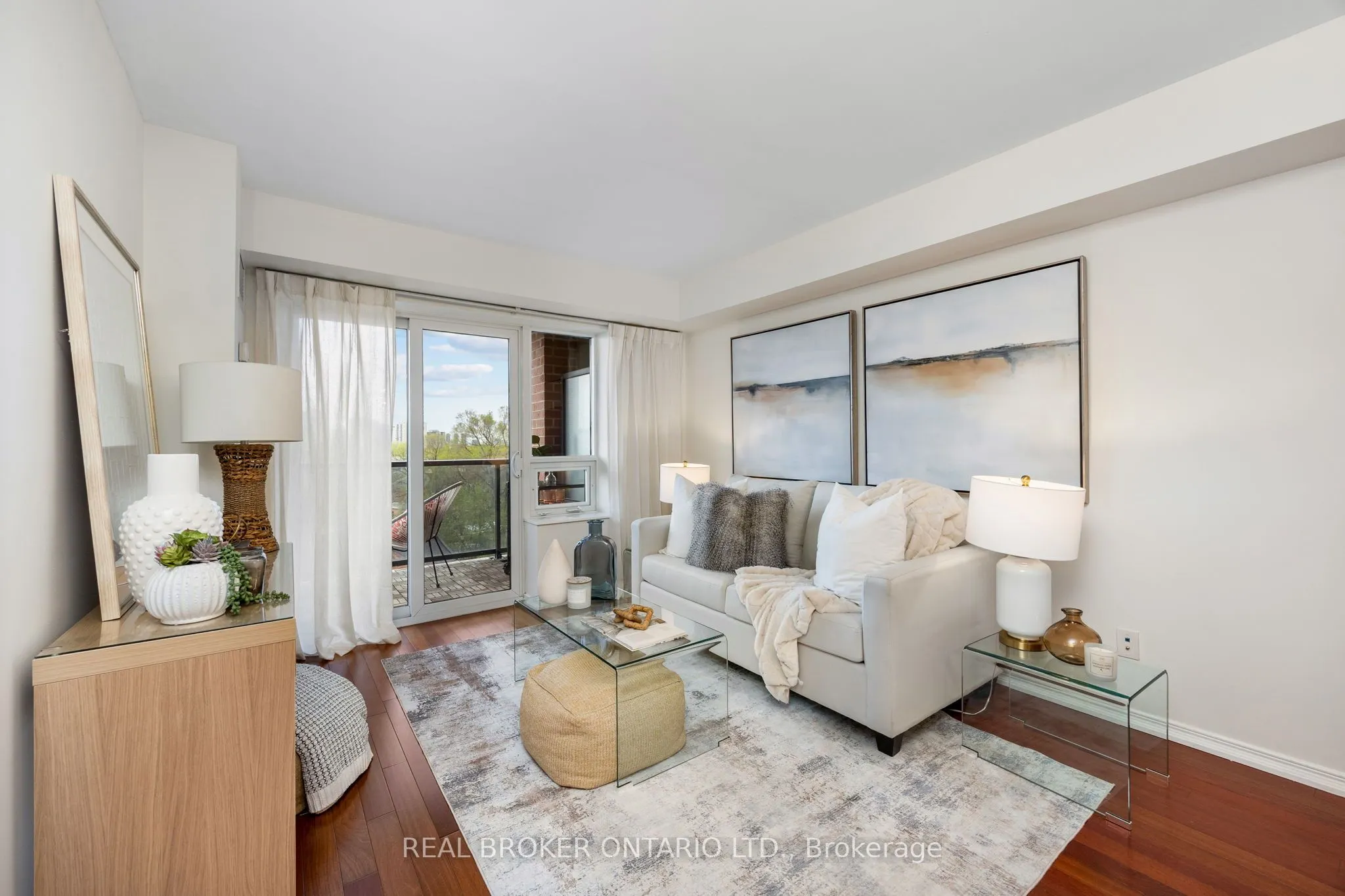 61 Heintzman Street, #718