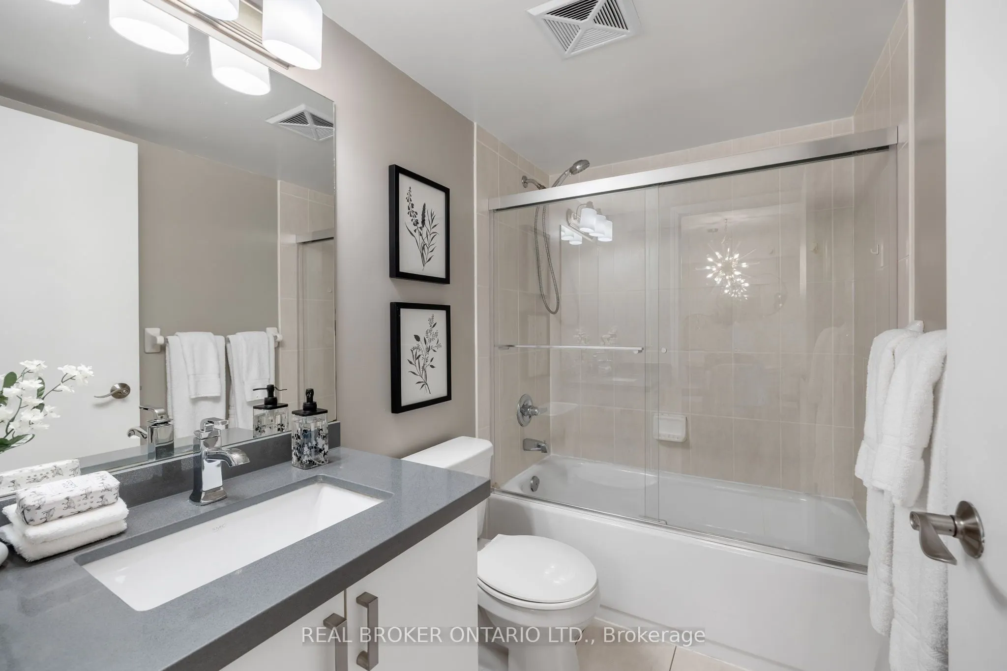 61 Heintzman Street, #718