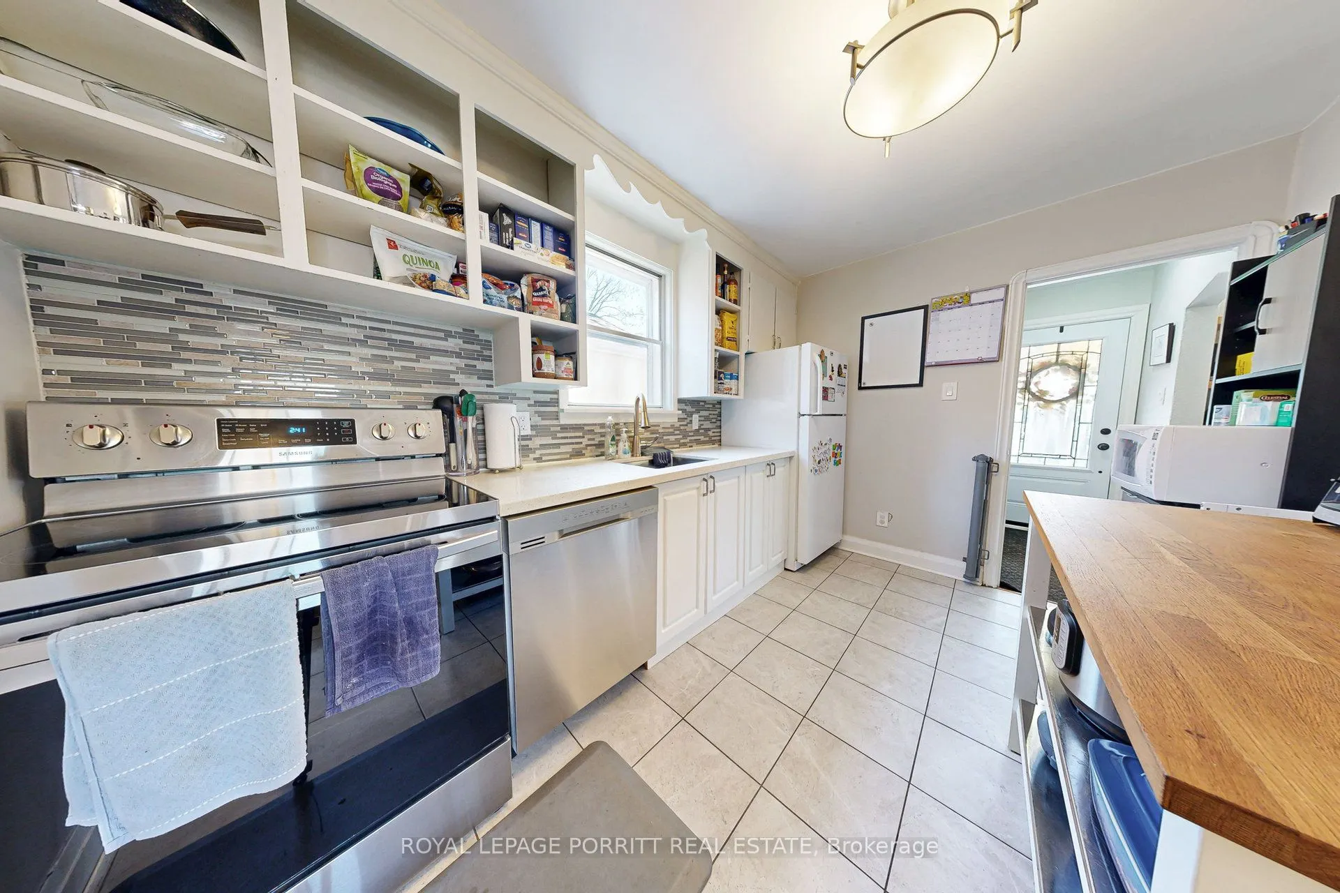 217 Alderbrae Avenue