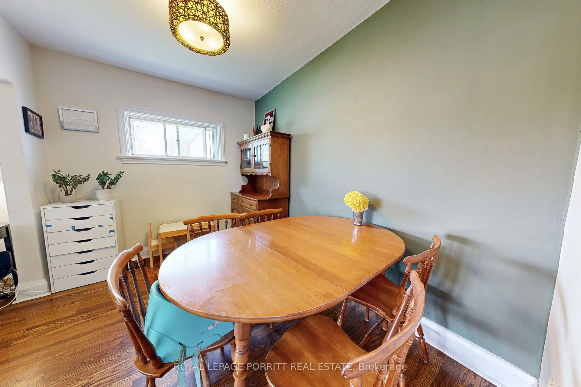 217 Alderbrae Avenue