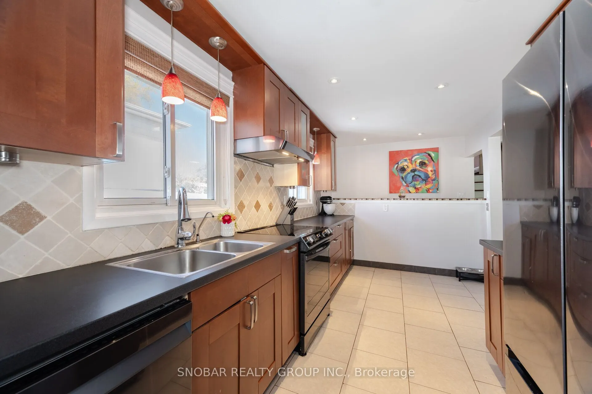 3389 Kelowna Court