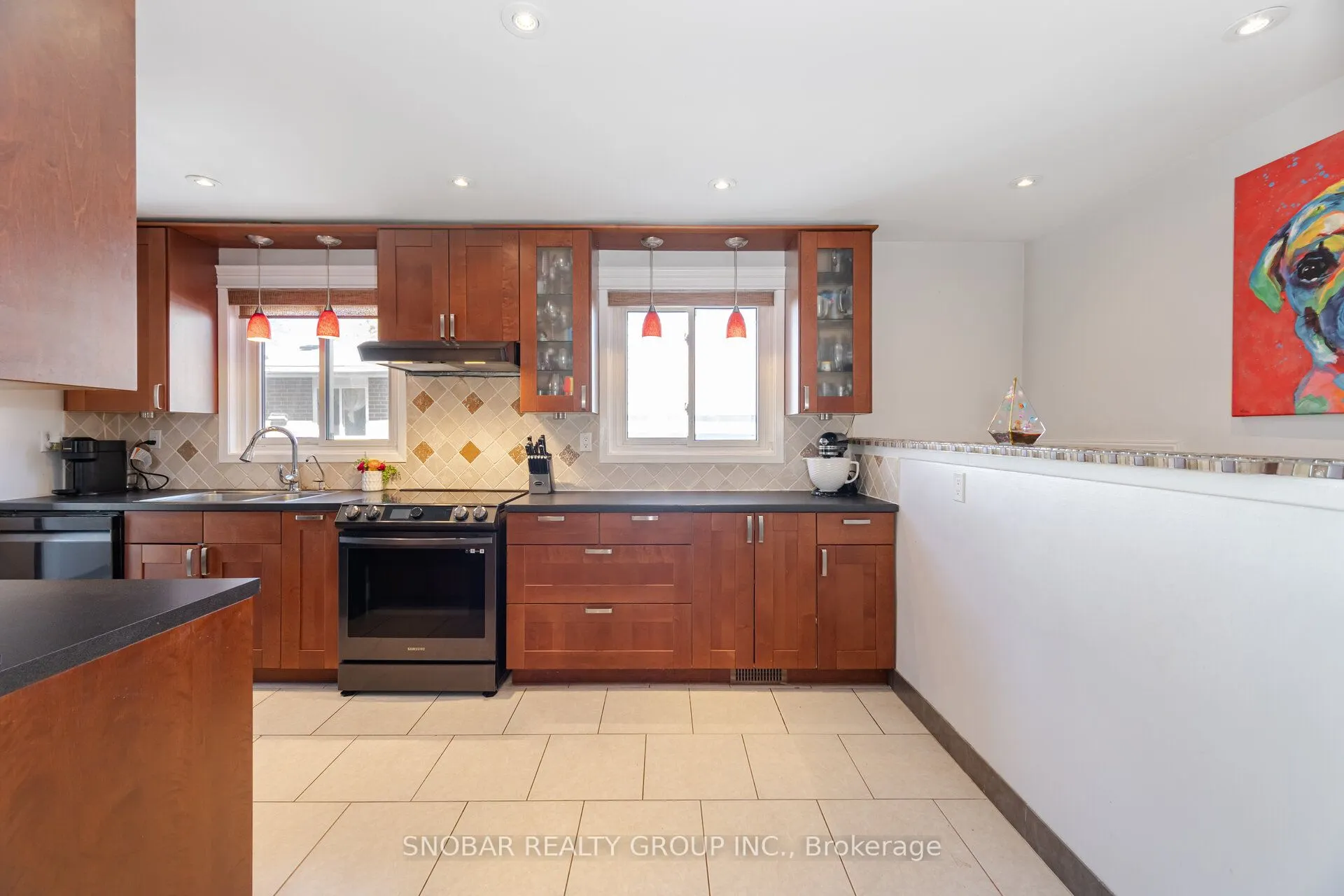 3389 Kelowna Court
