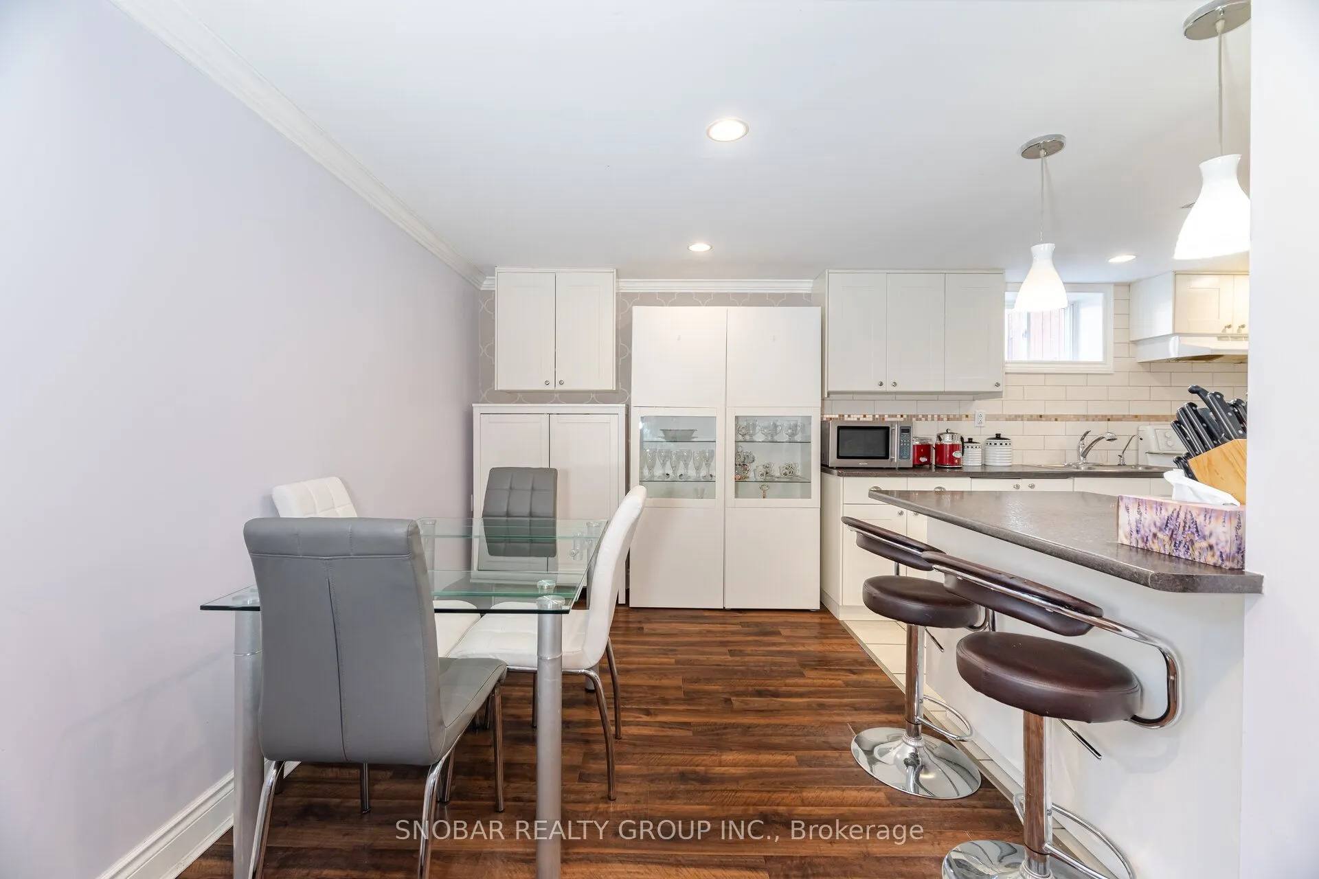 3389 Kelowna Court
