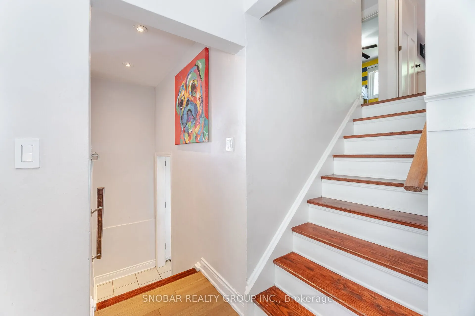 3389 Kelowna Court