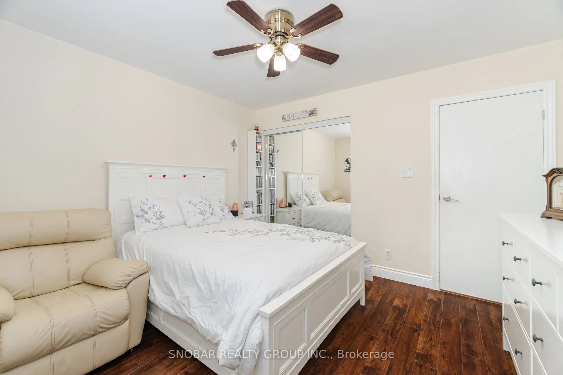 3389 Kelowna Court