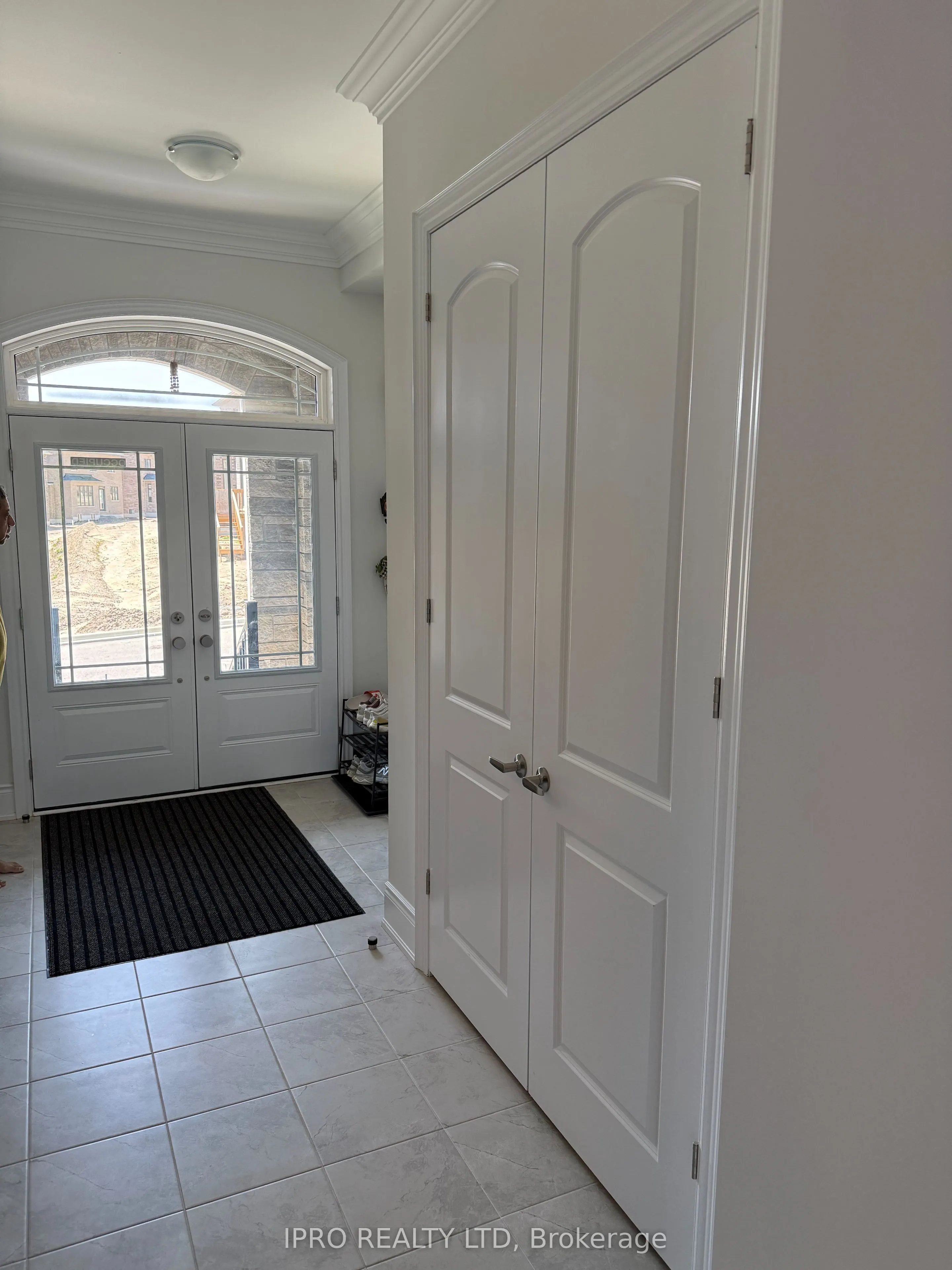 59 Raspberry Ridge Avenue
