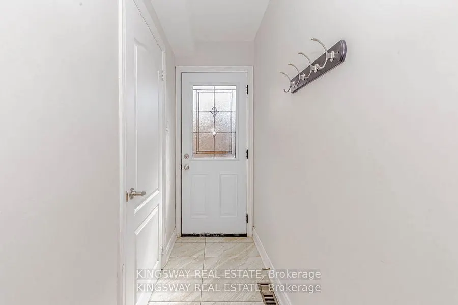 1395 Tyneburn Crescent