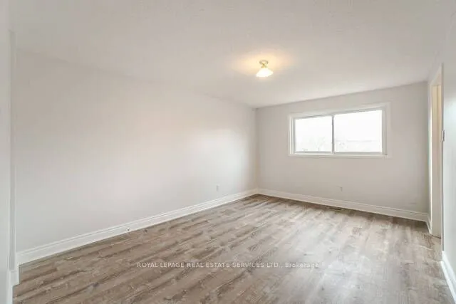6 Albemarle Court