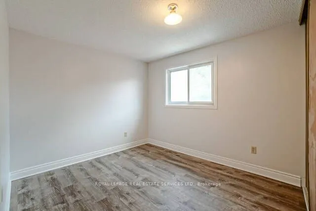 6 Albemarle Court