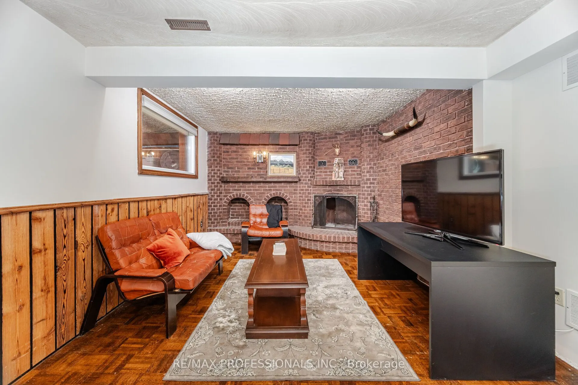 9 Wingrove Hill