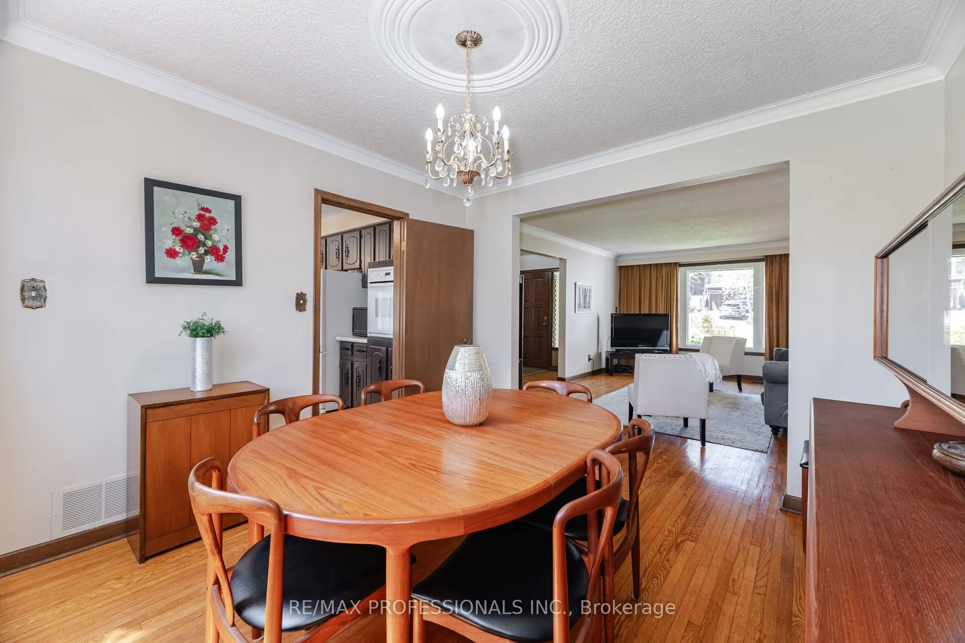 9 Wingrove Hill