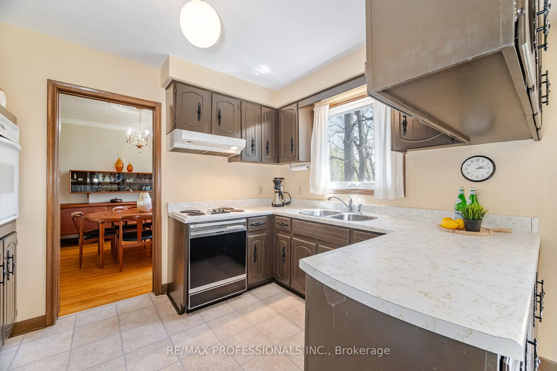9 Wingrove Hill