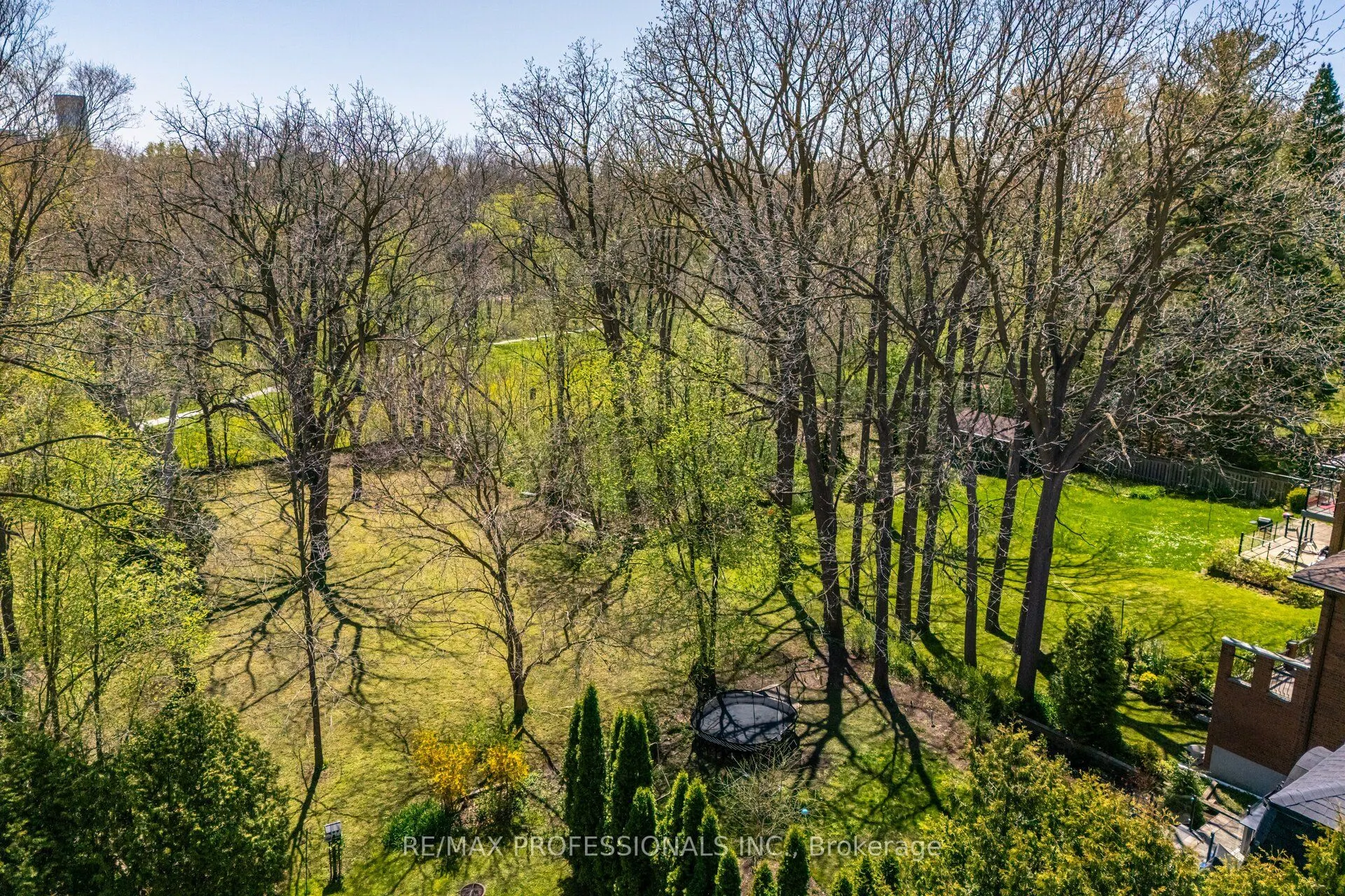9 Wingrove Hill