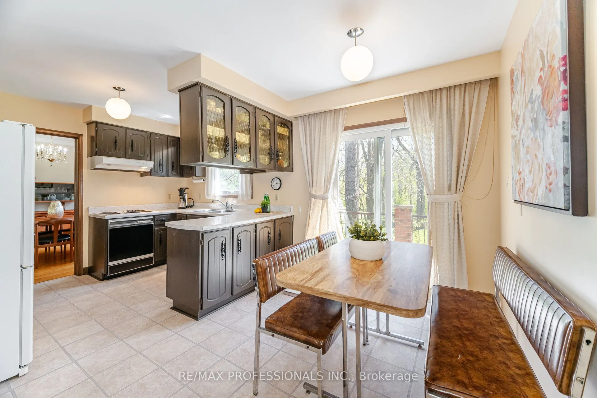 9 Wingrove Hill