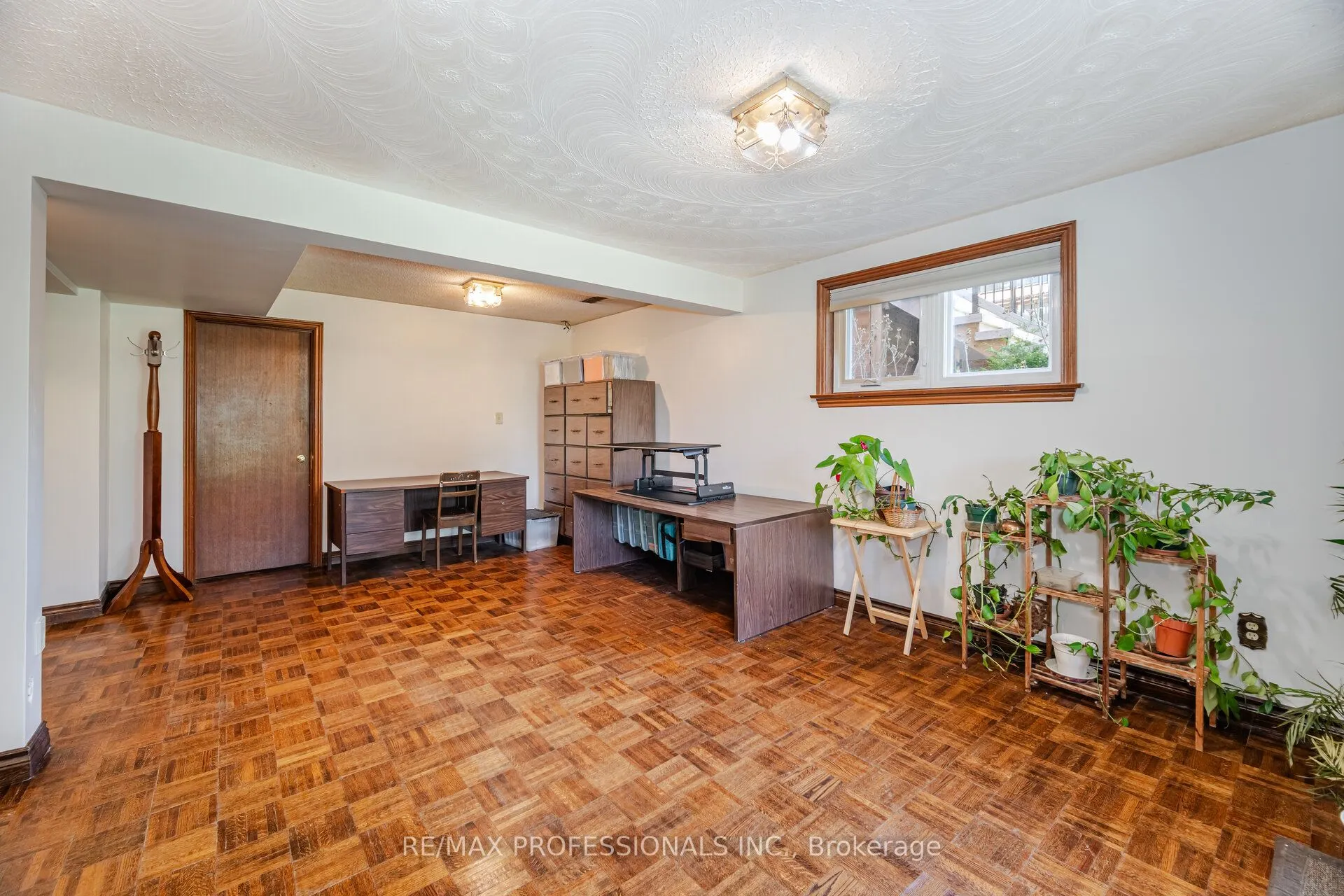 9 Wingrove Hill