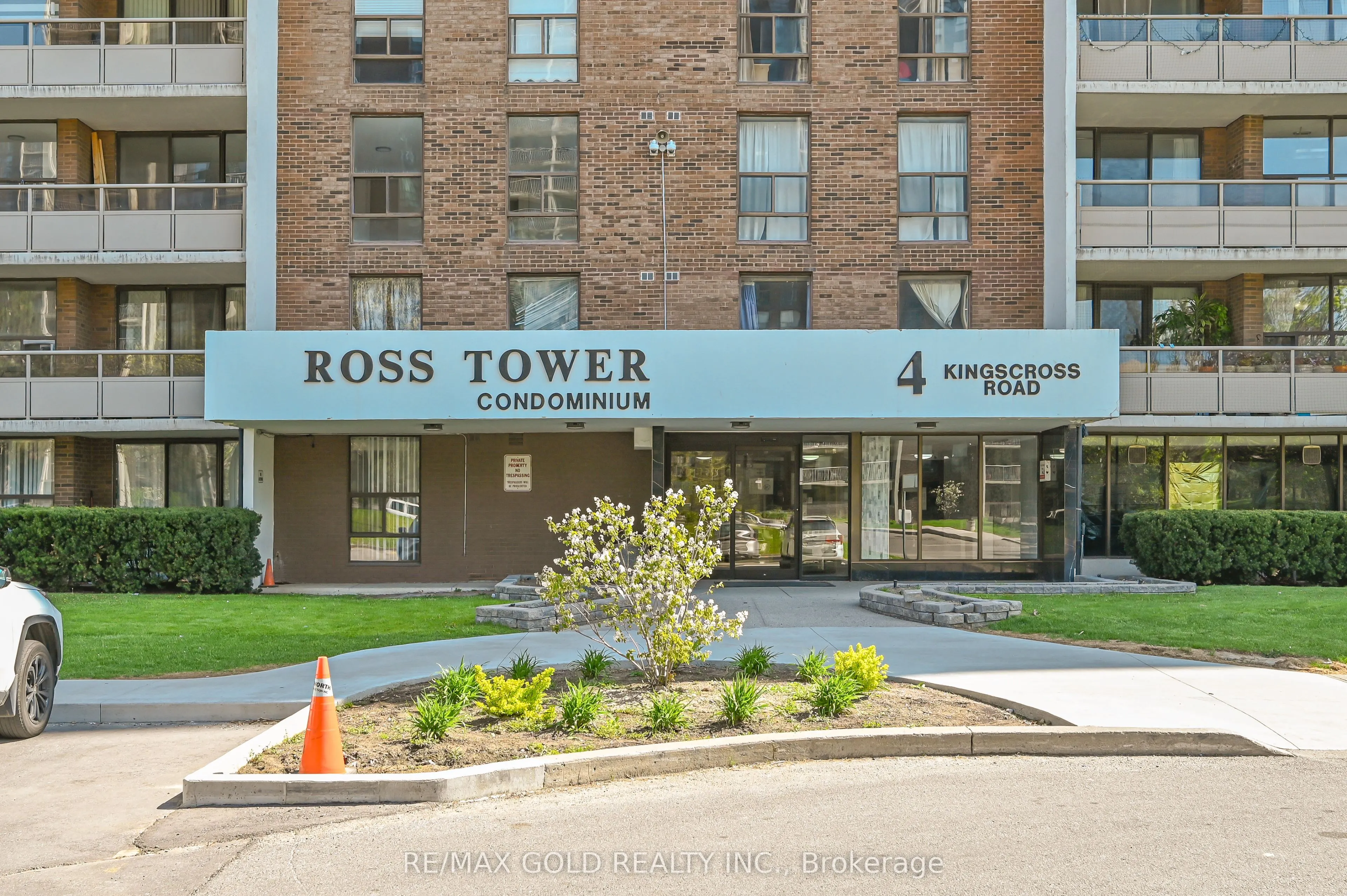 4 Kings Cross Road, #1807